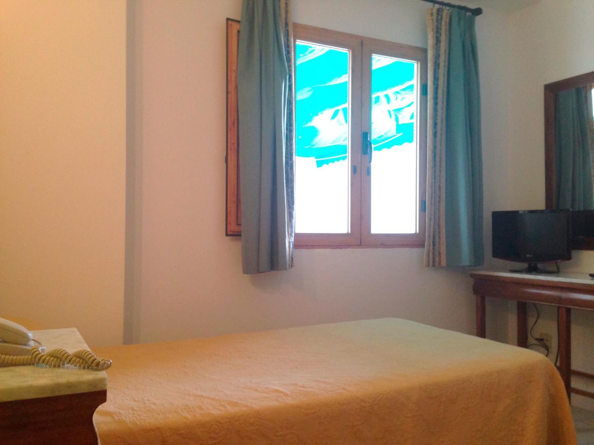 Hotel Maestre Cordoba Bilik gambar